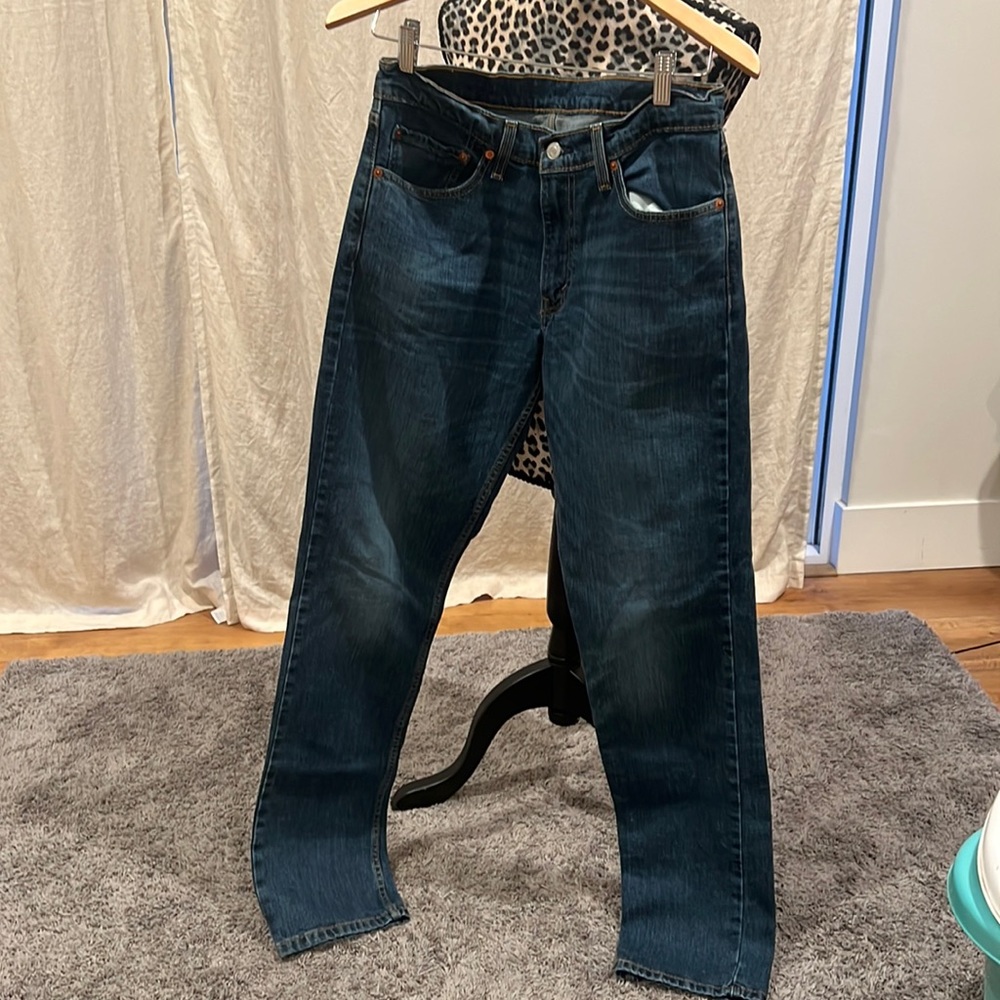 Levis 511 Blue Jeans size W 32. L 34. Great condition.